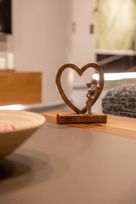 Smaragdi Luxury Jacuzzi Apartment Noho Premium Living アテネ エクステリア 写真