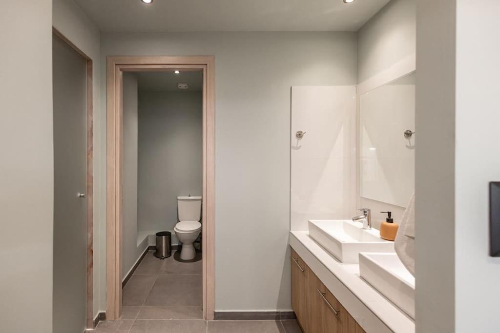 Smaragdi Luxury Jacuzzi Apartment Noho Premium Living アテネ エクステリア 写真